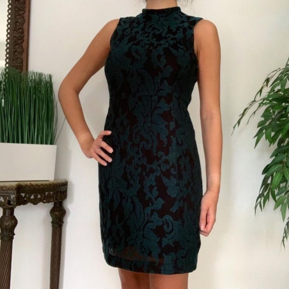 Mesh Green Floral High Neck and Above the Knee Dress